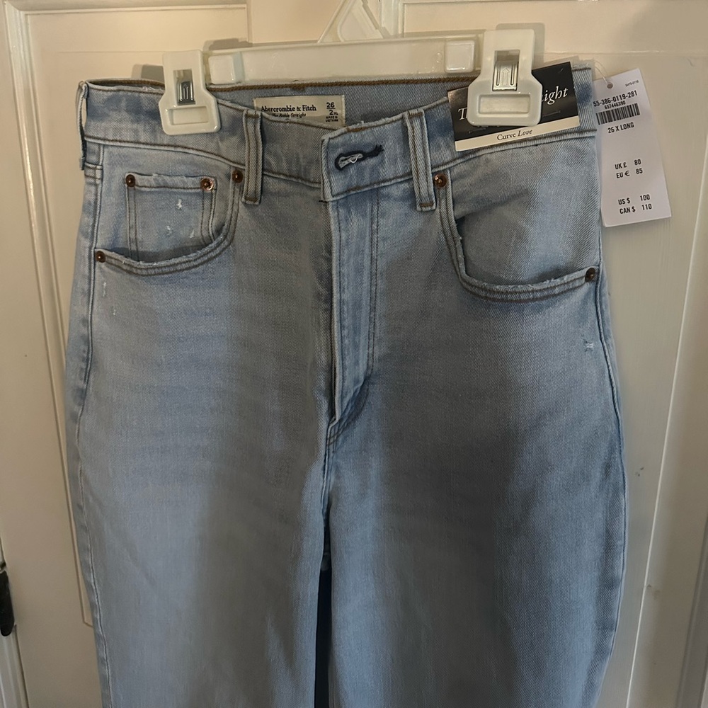 Abercrombie ankle straight jeans NWT